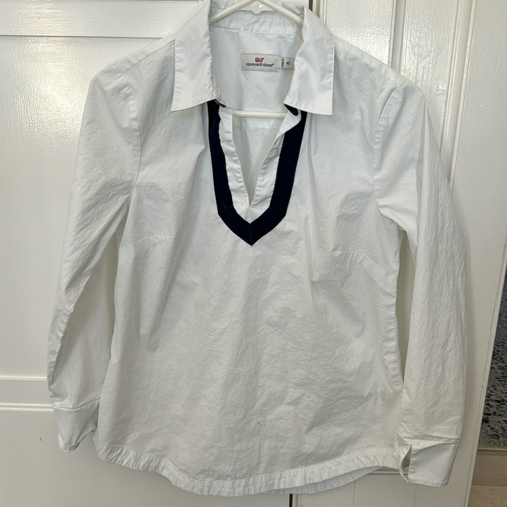 Vineyard Vines Women’s XS shirt top blouse tunic white navy NWOT